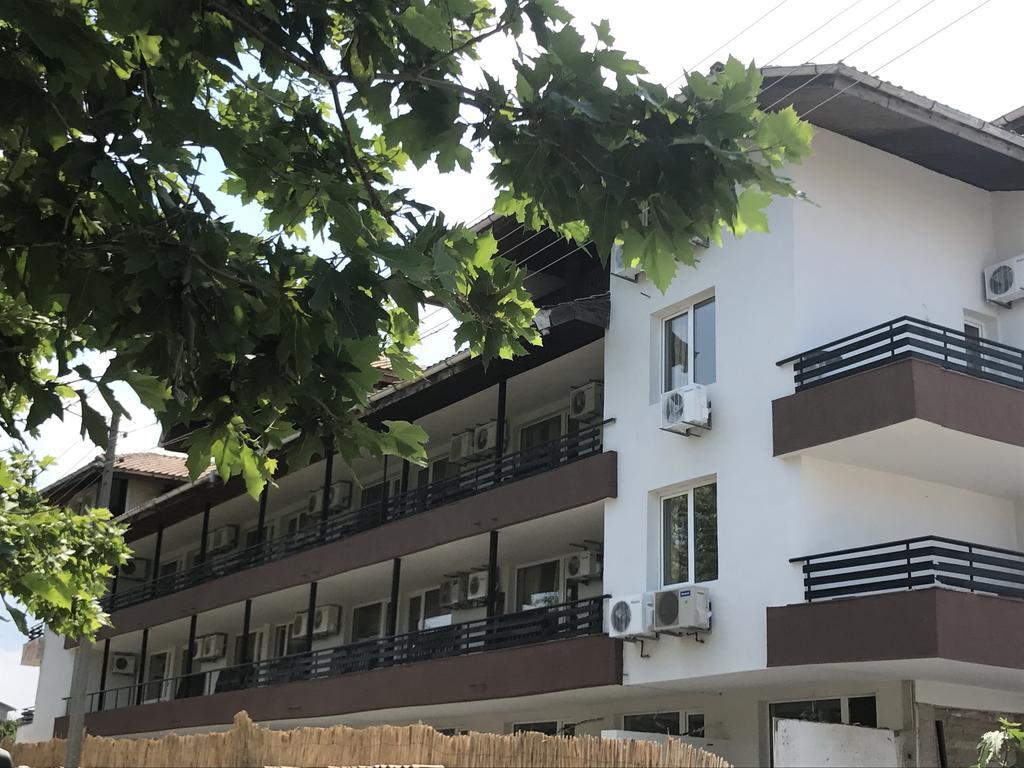 Hotel 체르노모레츠 외부 사진